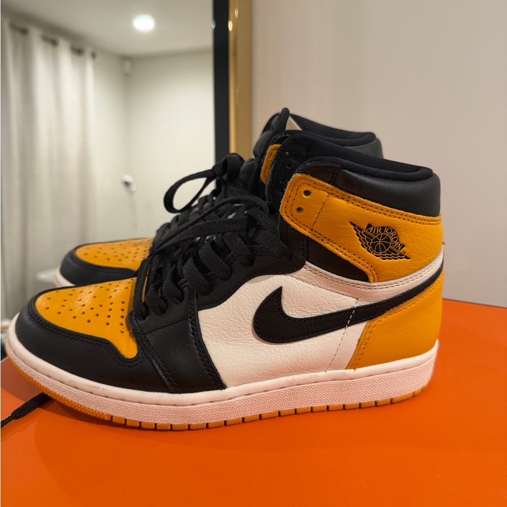 Nike Black and Yellow High-Top Sneakers
